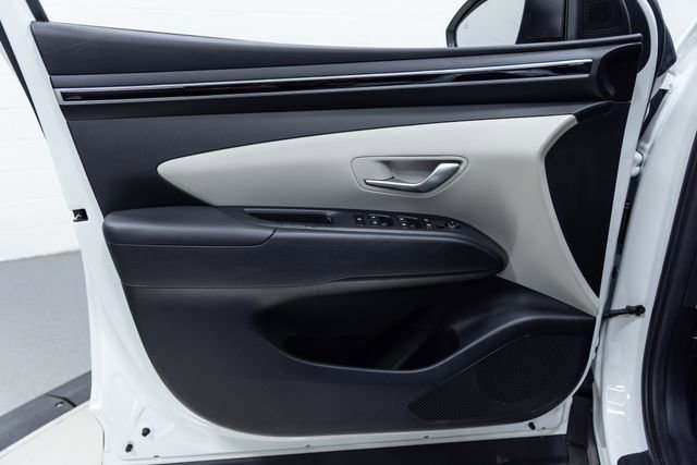 Used 2022 Hyundai Tucson SE image 11