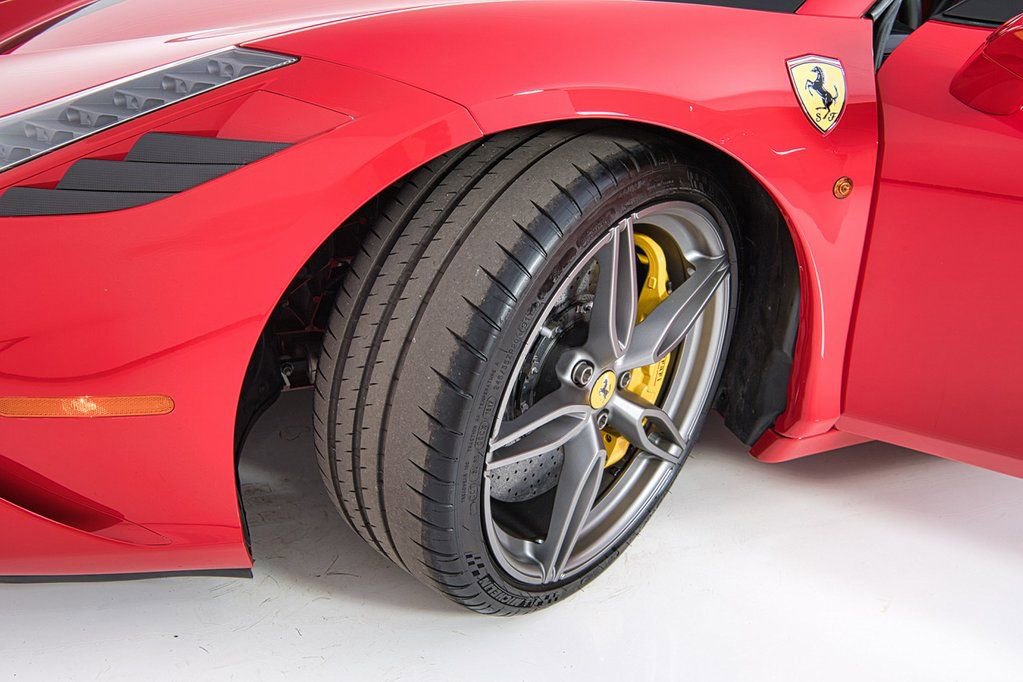 Used 2015 Ferrari 458 Speciale A image 23