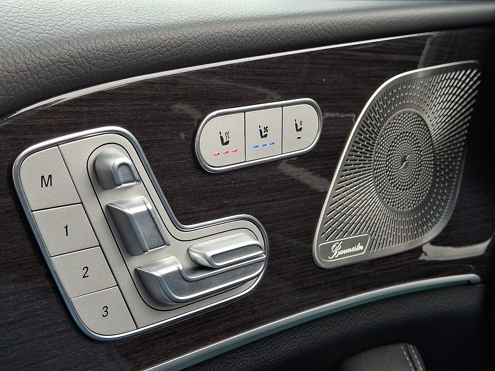 Used 2023 Mercedes-Benz GLS 450 4MATIC image 28