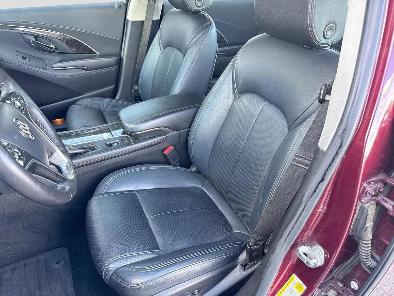Used 2015 Buick LaCrosse FWD image 15