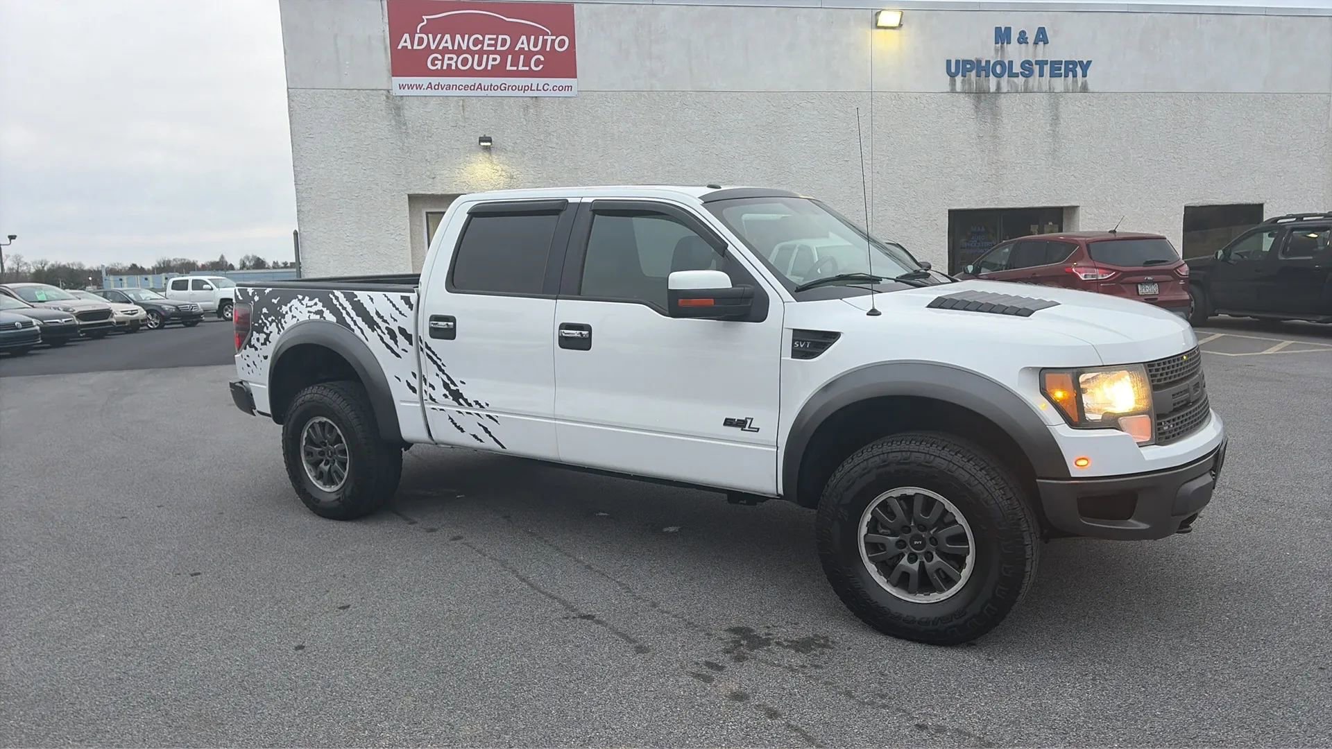 Used 2011 Ford F150 Raptor w/ Raptor Luxury Pkg image 30