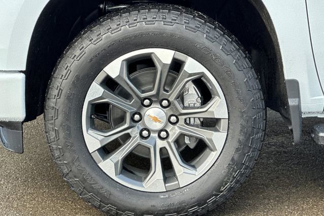 New 2026 Chevrolet Silverado 1500 High Country w/ Technology Package AWD/4WD image 37
