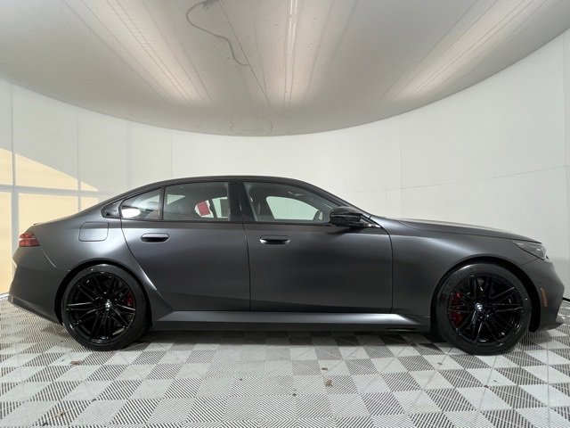 New 2026 BMW M5 w/ Executive Package image 8