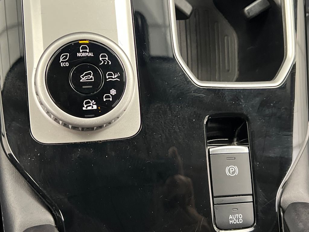 Used 2025 Mitsubishi Outlander SE AWD/4WD image 51