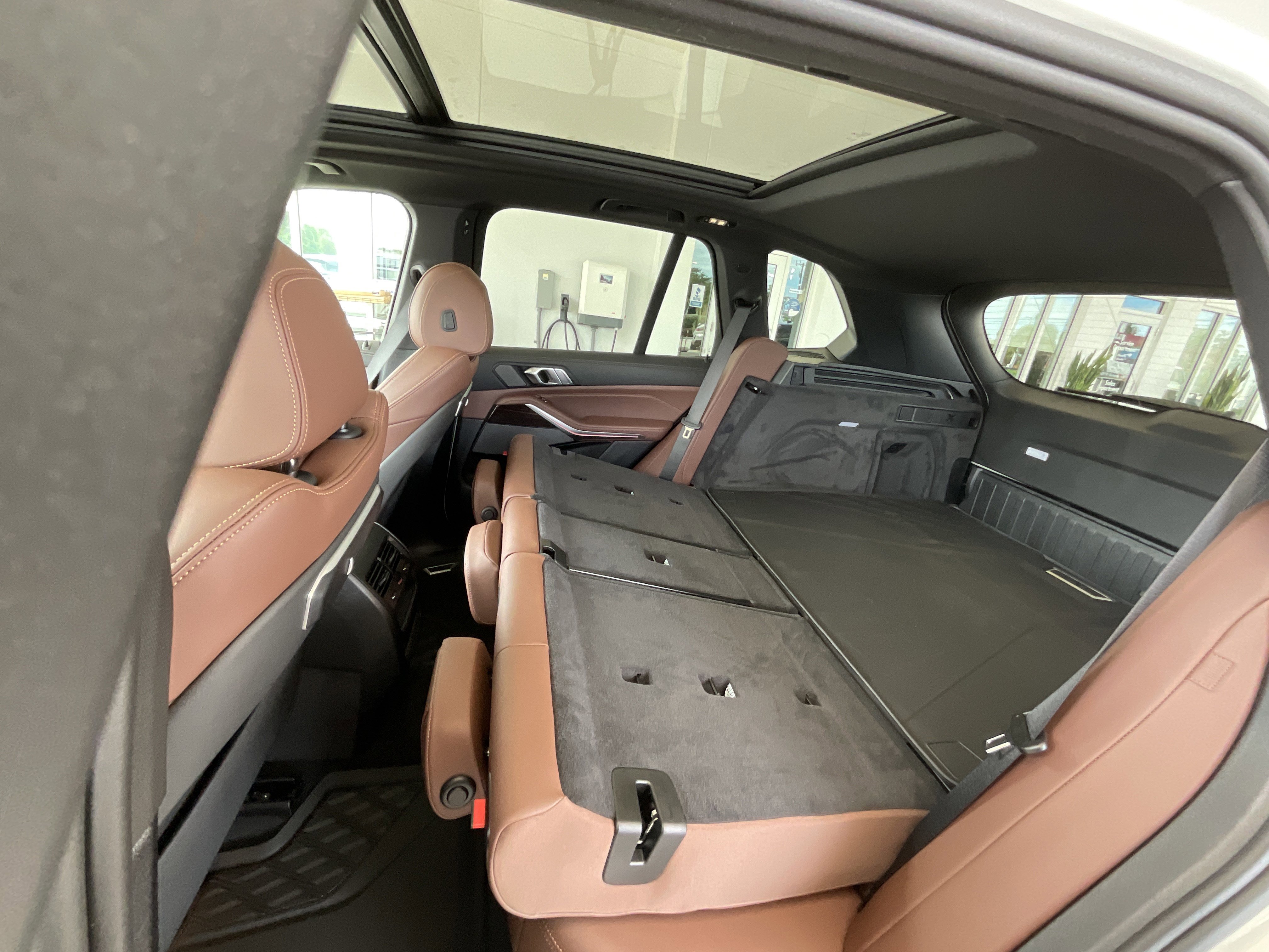 New 2026 BMW X5 xDrive50e w/ M Sport Package image 29