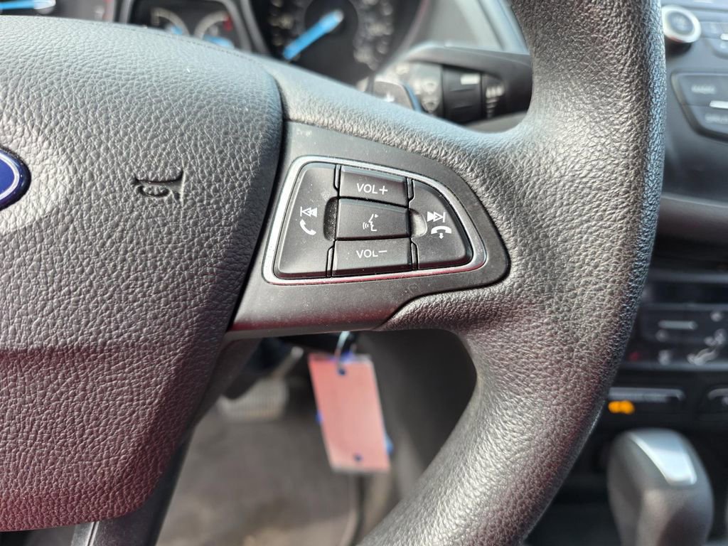 Used 2017 Ford Escape SE w/ SE Cold Weather Package image 17