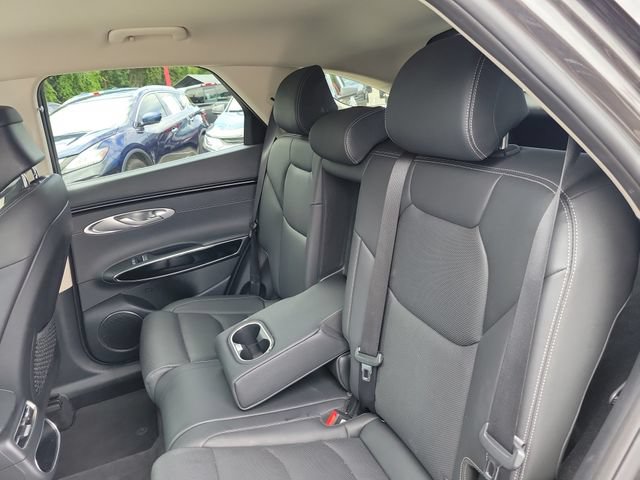 Used 2025 Genesis GV70 2.5T AWD/4WD image 12