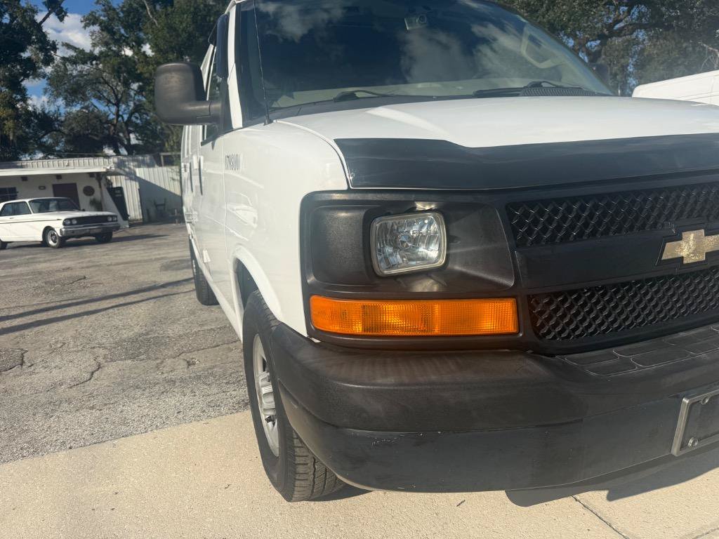 Used 2016 Chevrolet Express 2500 RWD image 8