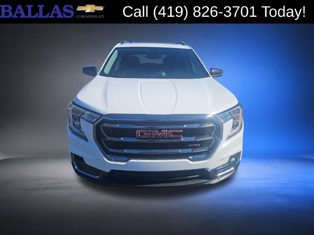 Certified 2024 GMC Terrain AT4 w/ GMC Pro Grade Package AWD/4WD image 8