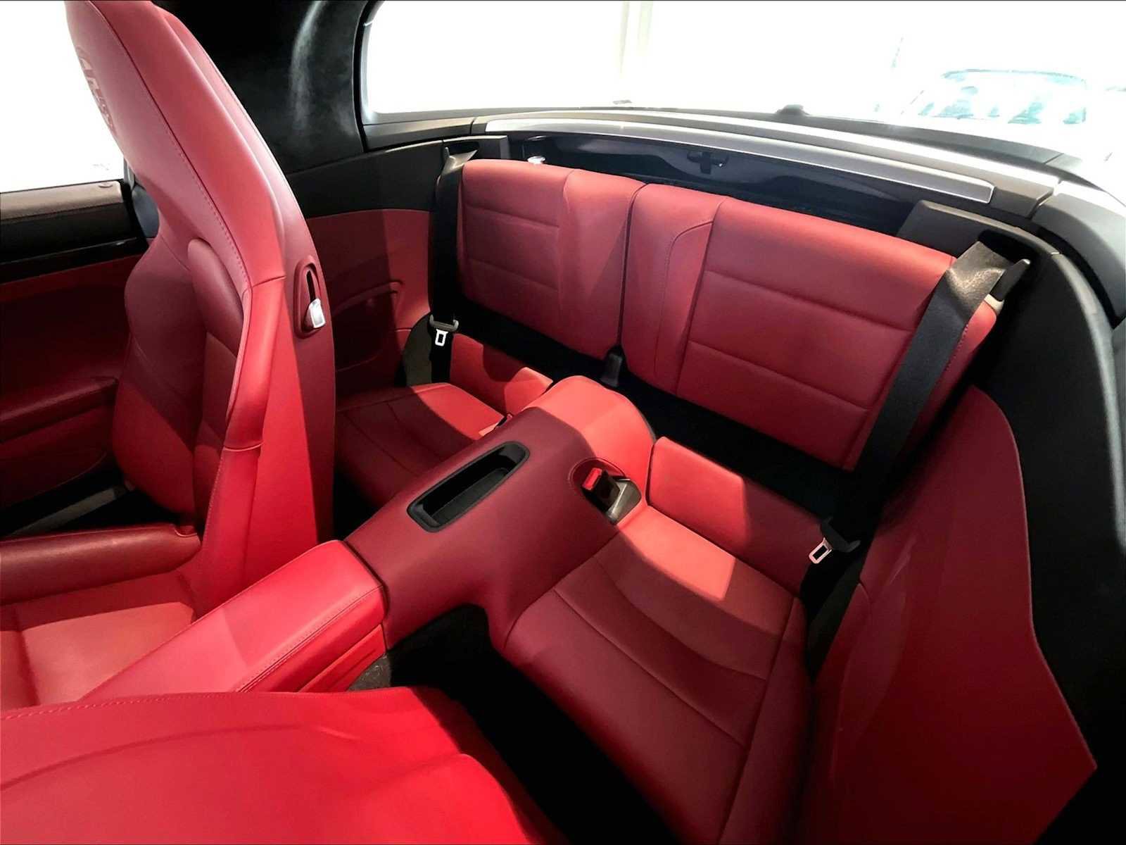 Used 2018 Porsche 911 Targa 4 GTS image 31