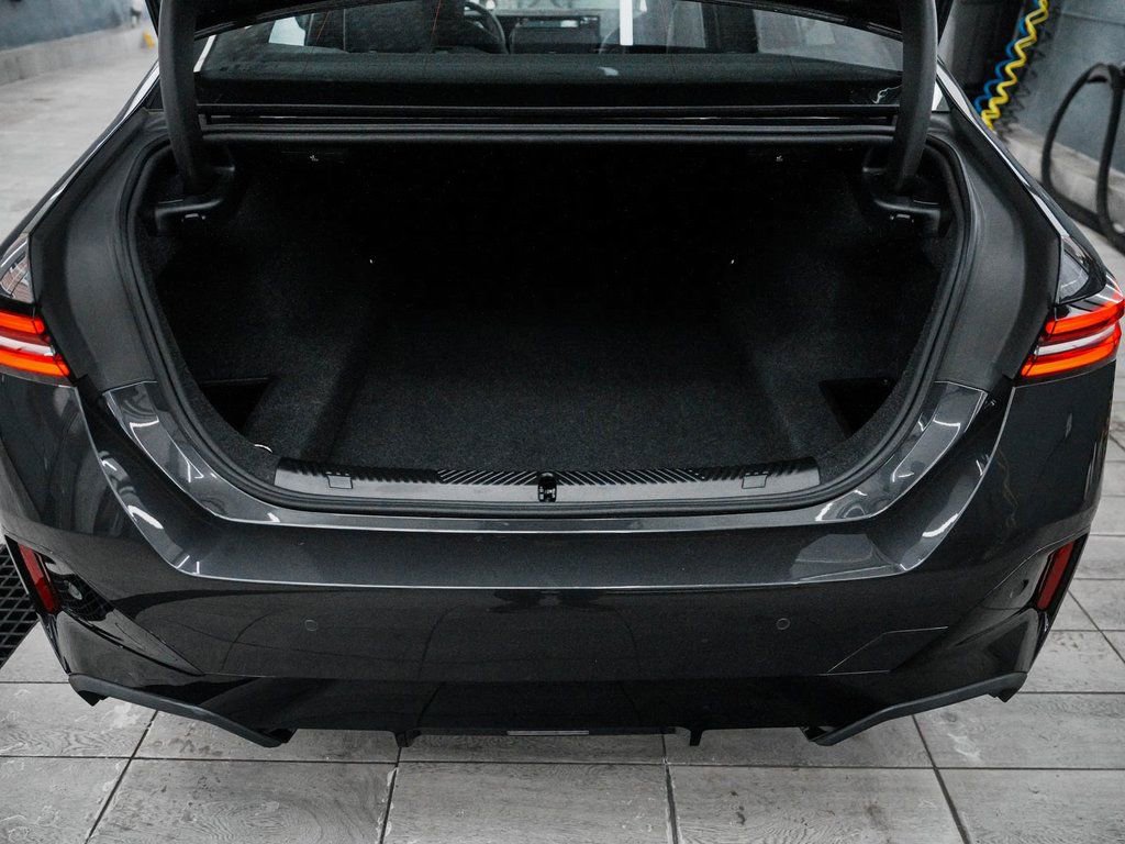 Used 2026 BMW 530i xDrive image 40