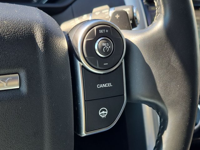 Used 2017 Land Rover Discovery HSE AWD/4WD image 14
