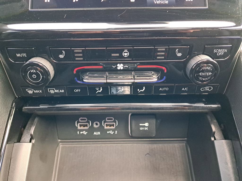 Used 2023 Jeep Grand Cherokee Altitude image 22