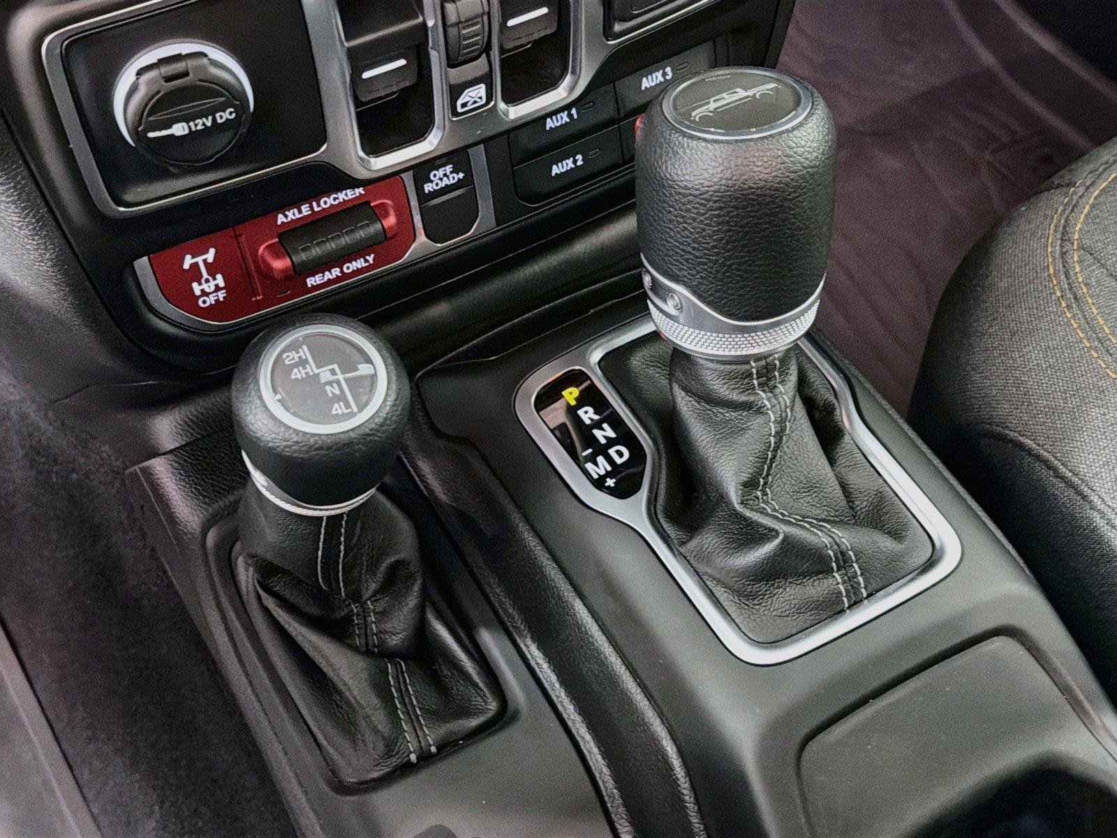 Used 2025 Jeep Gladiator Sport AWD/4WD image 23