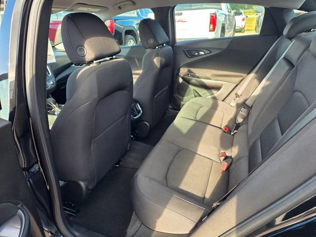 Used 2025 Chevrolet Malibu LT FWD image 9
