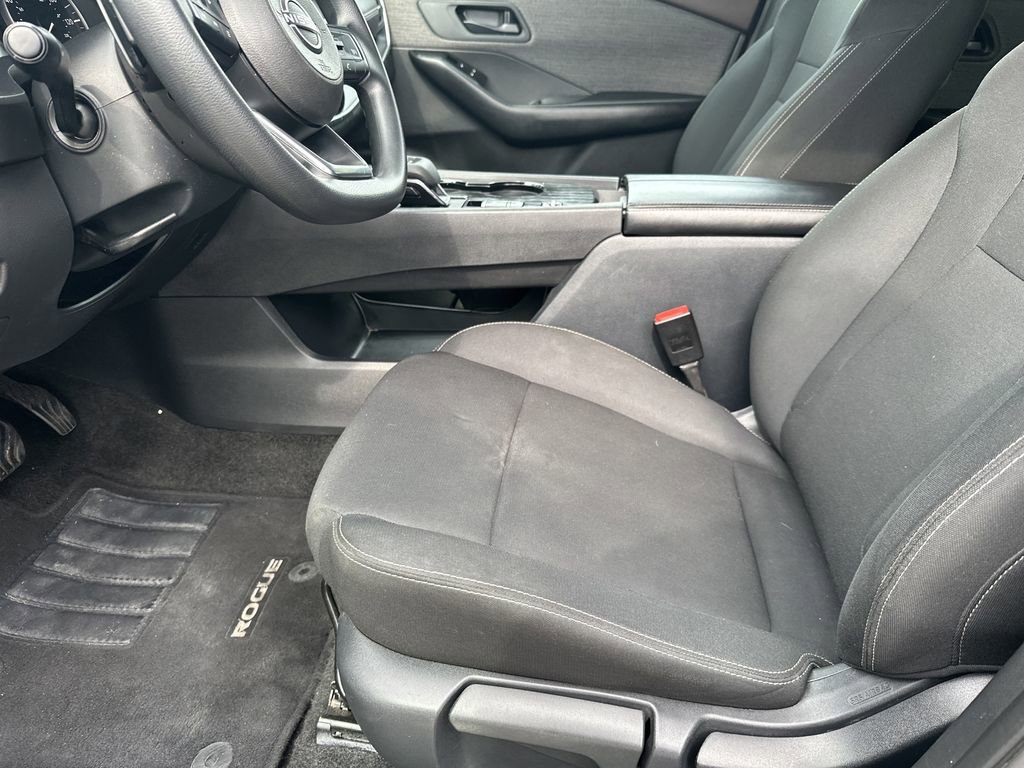 Used 2023 Nissan Rogue S FWD image 13