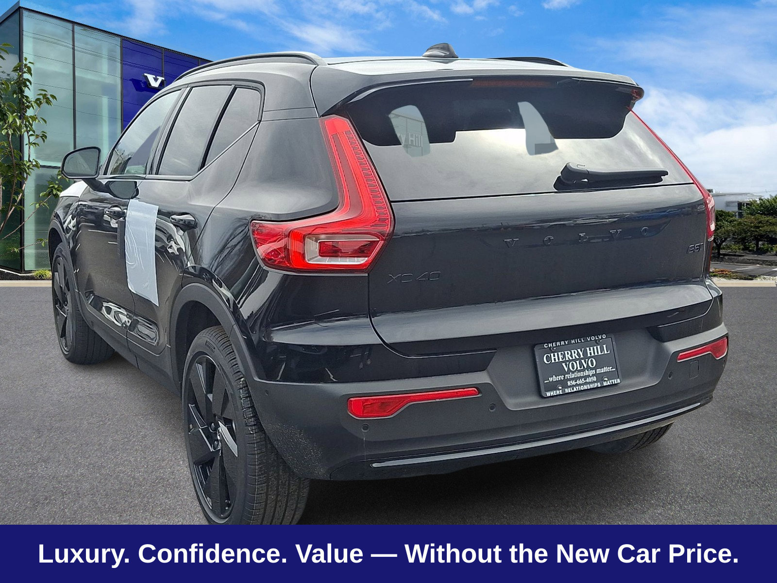 New 2026 Volvo XC40 B5 Ultra w/ Protection Package Premier AWD/4WD image 3