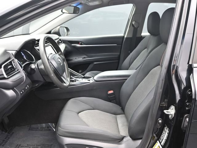 Used 2019 Toyota Camry LE FWD image 11