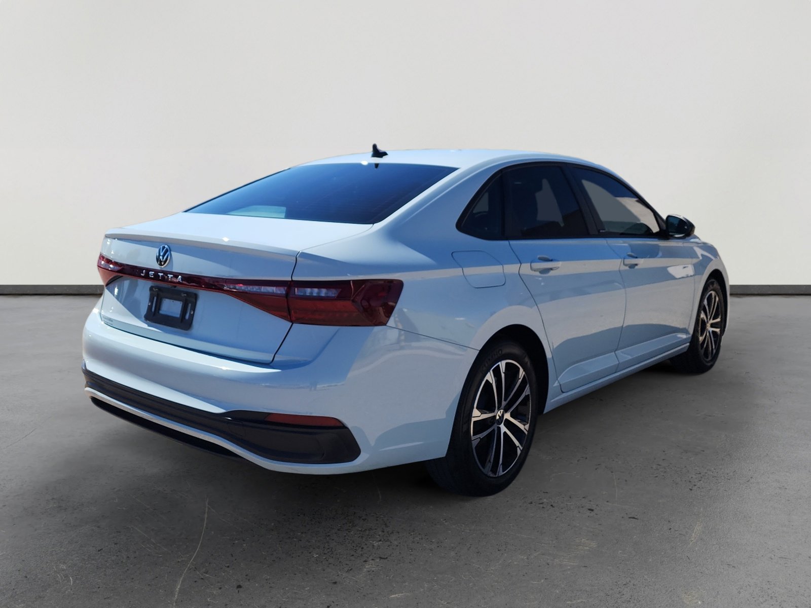 Certified 2025 Volkswagen Jetta Sport image 5