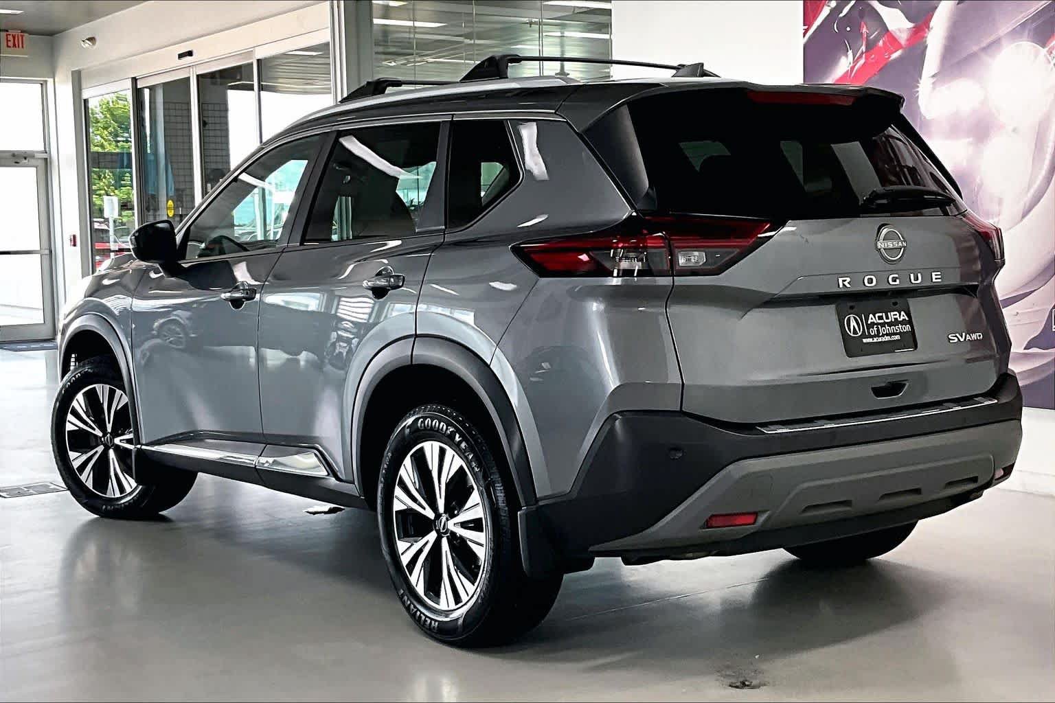 Used 2022 Nissan Rogue SV w/ SV Premium Package AWD/4WD image 4
