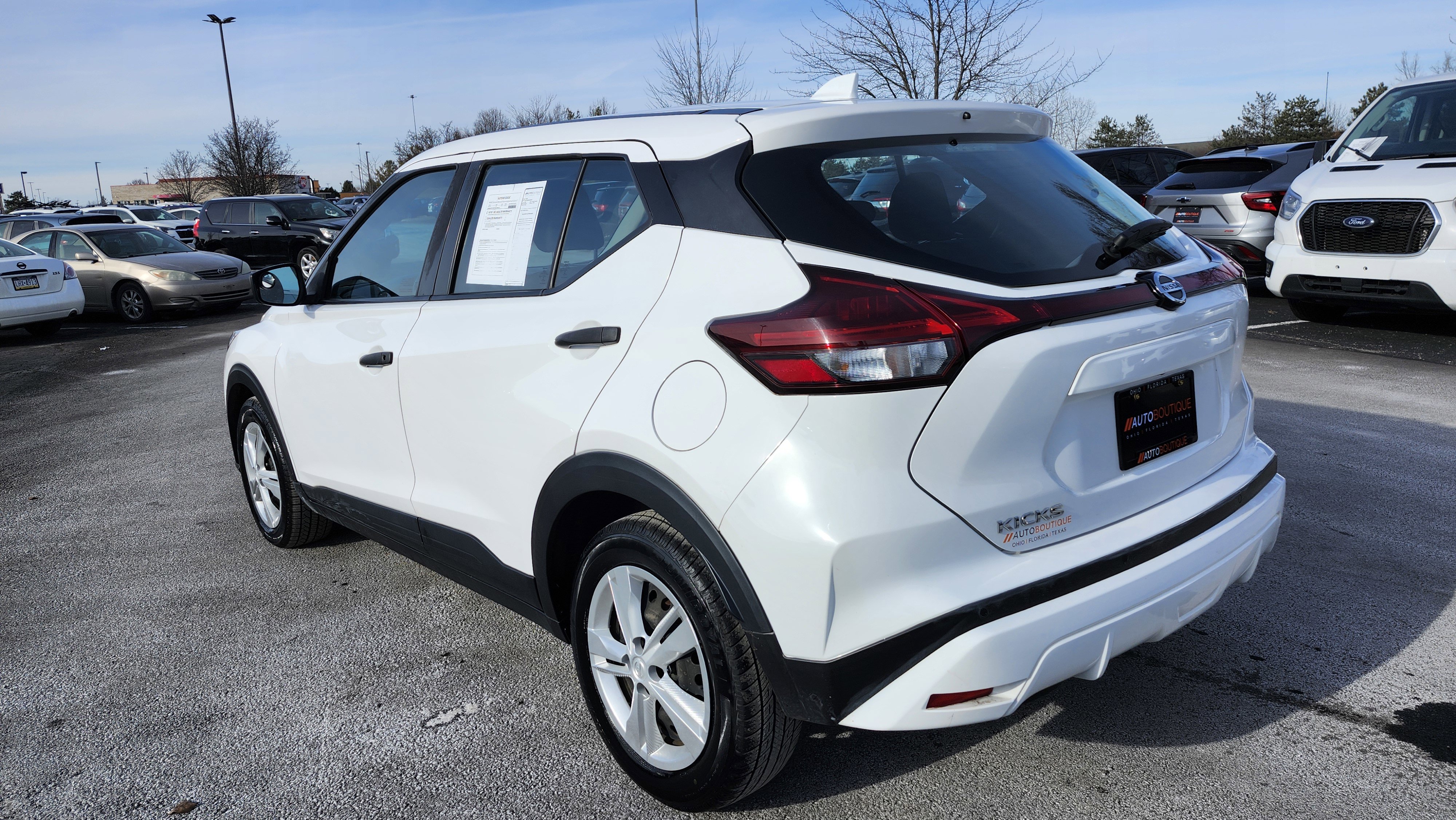 Used 2021 Nissan Kicks S image 14