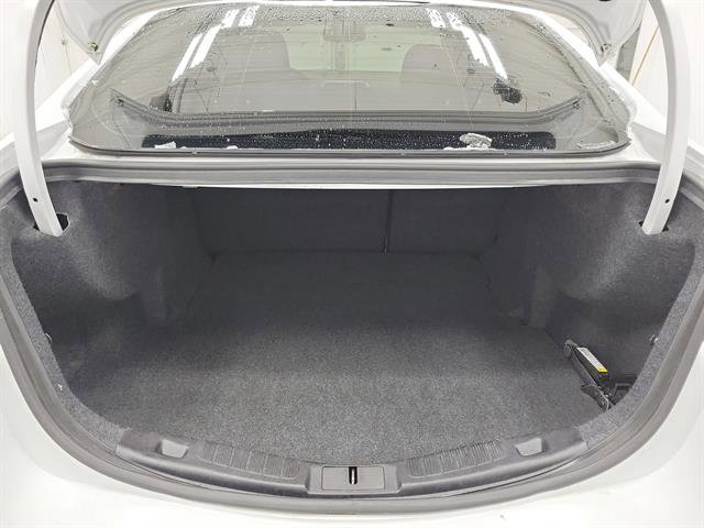 Used 2020 Ford Fusion SE image 6