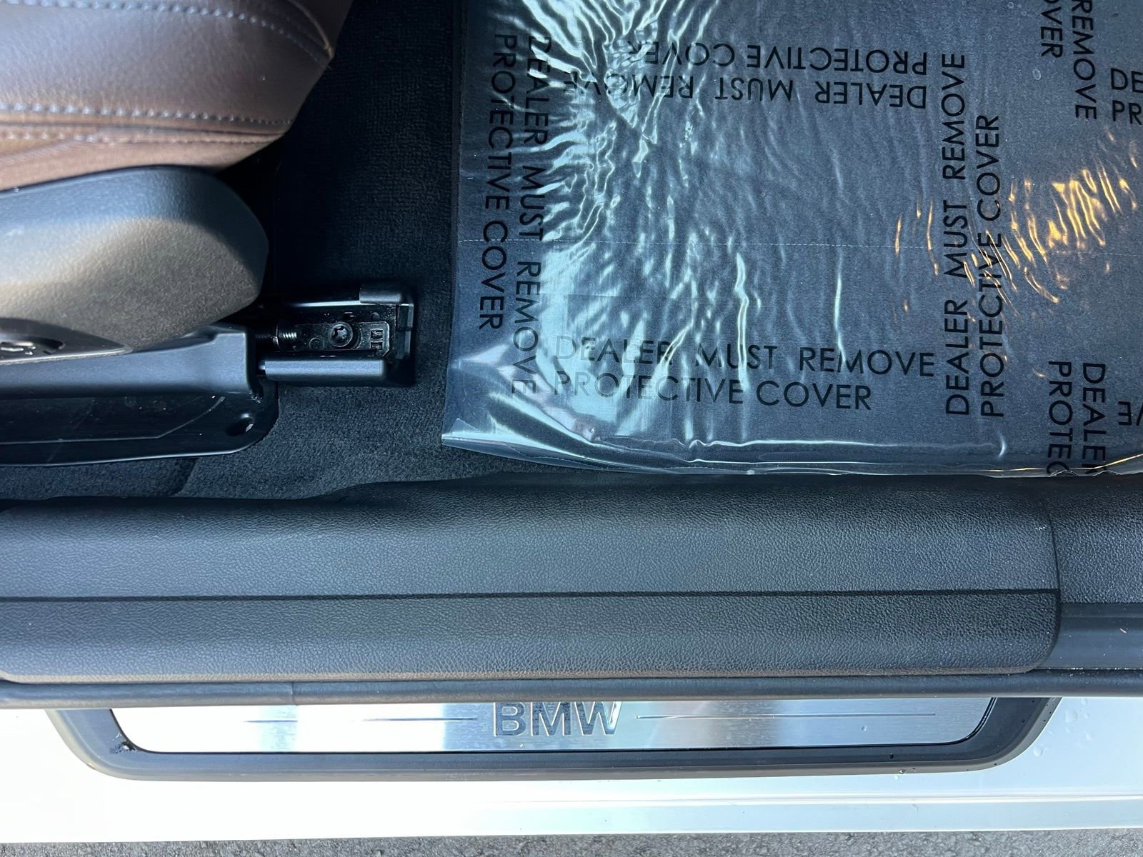 Used 2021 BMW 330e w/ Premium Package image 54