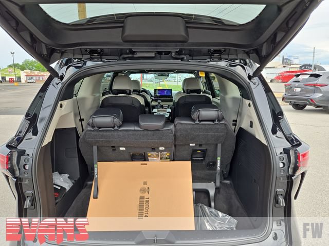 New 2026 Toyota Sienna Platinum AWD/4WD image 33