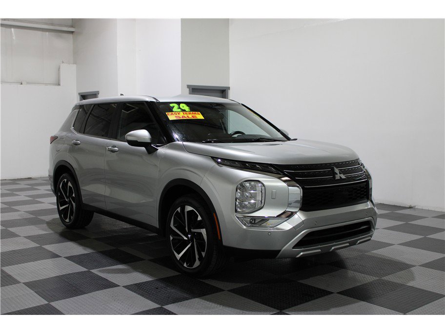 Used 2024 Mitsubishi Outlander Ralliart image 2