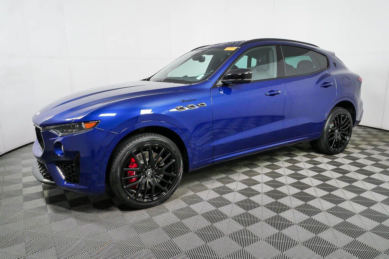 Used 2022 Maserati Levante Modena AWD/4WD image 29