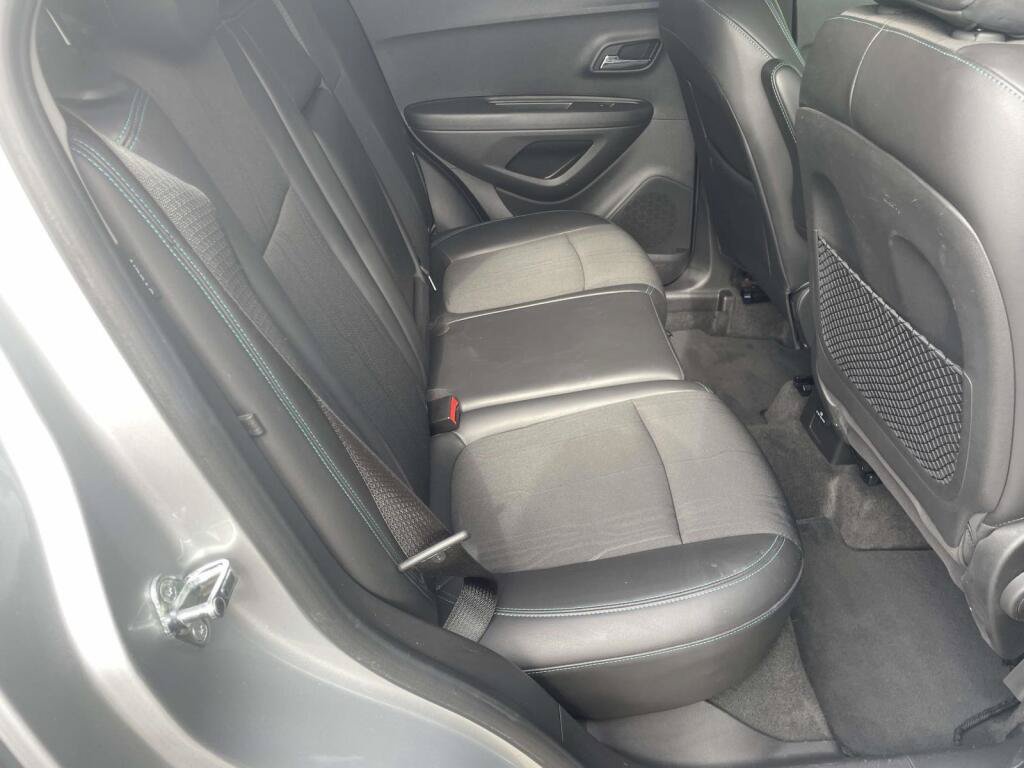 Used 2015 Chevrolet Trax LT w/ LT Plus Package FWD image 19