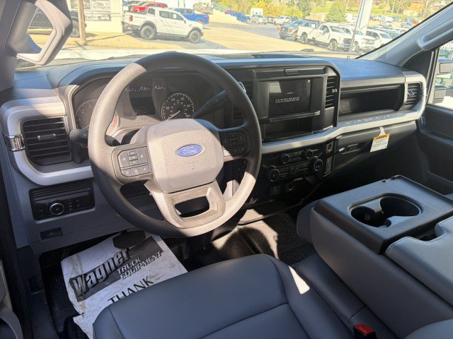 New 2027 Ford F250 XL w/ XL Off-Road 33" Tire Package AWD/4WD image 10