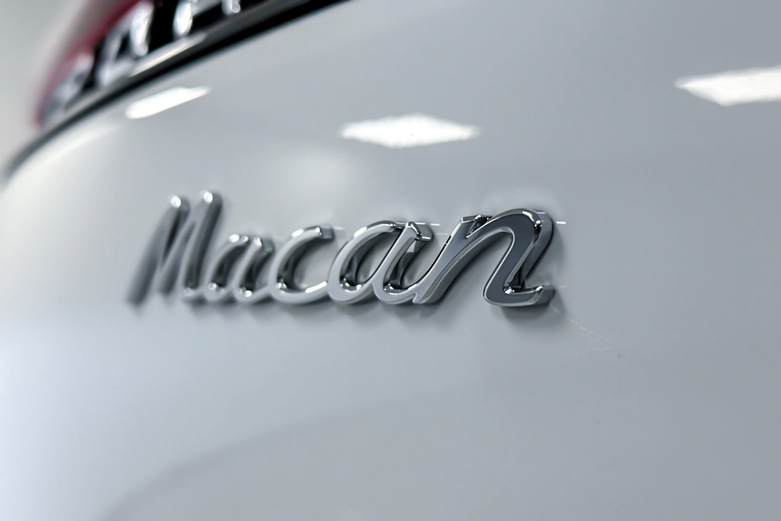 New 2025 Porsche Macan image 25