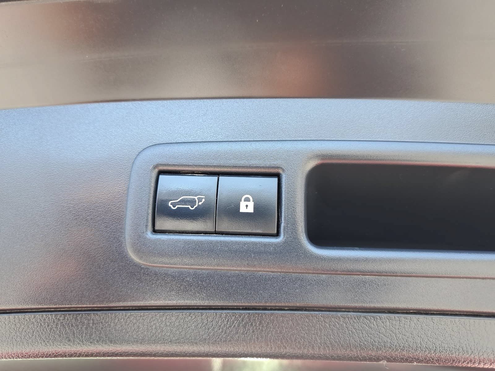 Used 2019 Lexus UX 250h F Sport w/ F Sport Premium Package AWD/4WD image 14