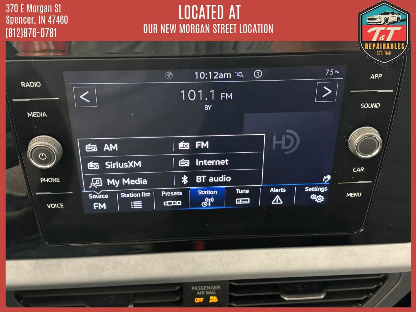 Used 2025 Volkswagen Jetta SE FWD image 23