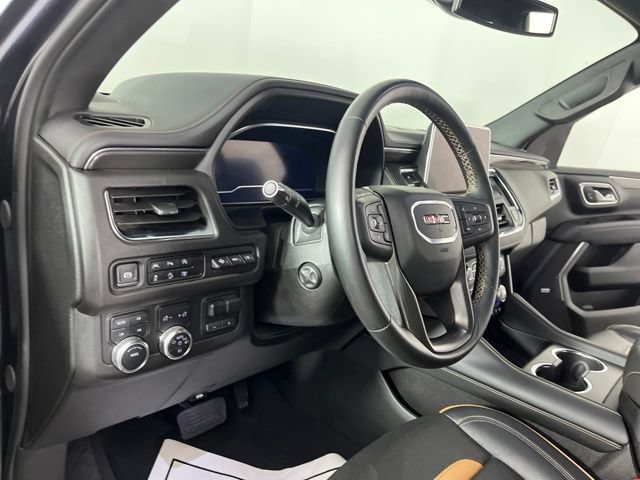 Used 2024 GMC Yukon XL AT4 w/ Technology Package AWD/4WD image 21