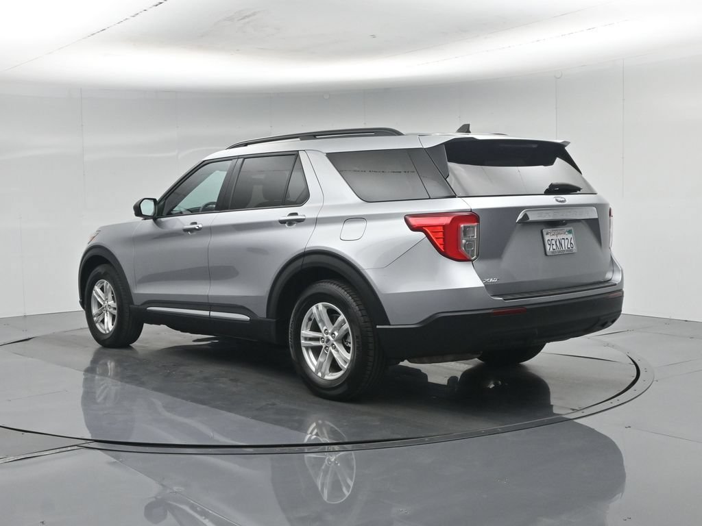 Certified 2022 Ford Explorer XLT RWD image 7