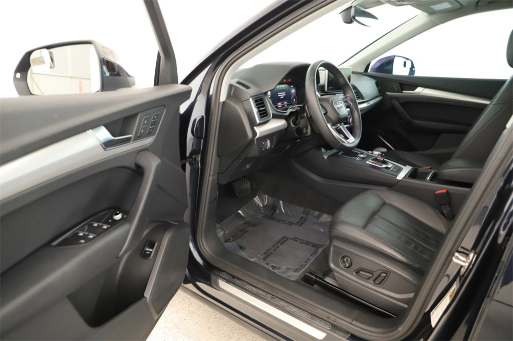 Used 2018 Audi Q5 2.0T Premium Plus w/ Premium Plus Package image 14