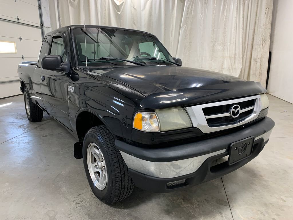 Used 2004 MAZDA B-Series Pickup SE w/ Convenience Pkg RWD image 2