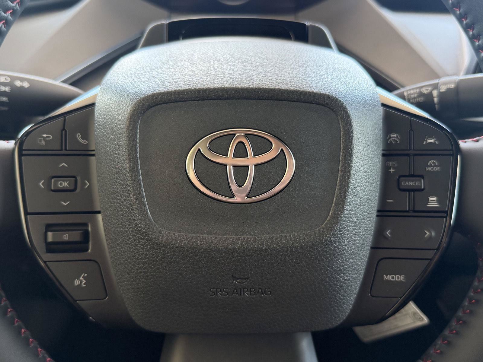New 2027 Toyota Prius Plug-In Hybrid FWD image 27