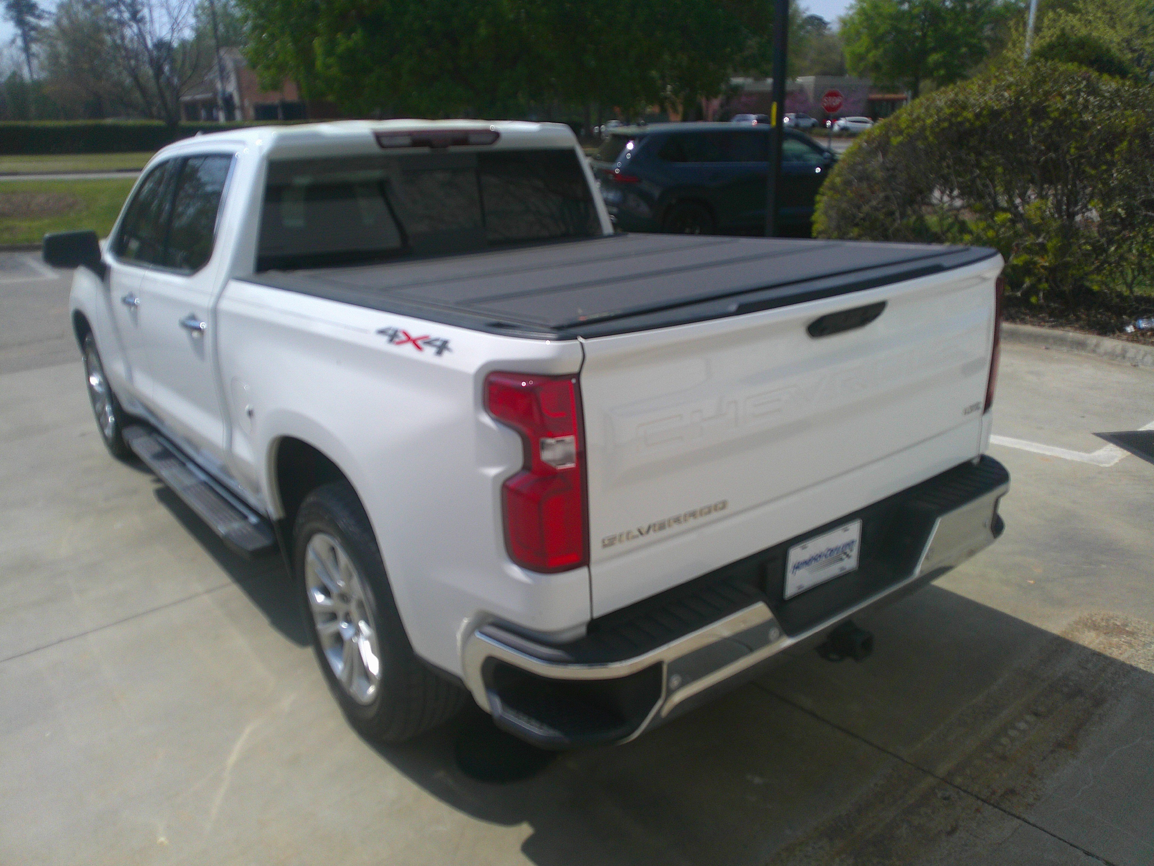 Used 2024 Chevrolet Silverado 1500 LTZ w/ Technology Package image 9