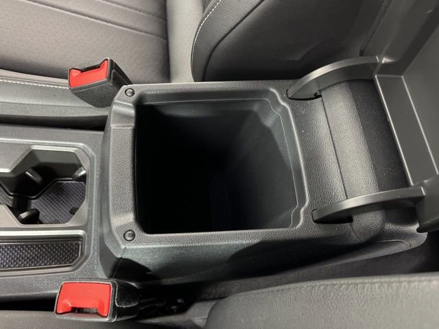 Used 2023 Volkswagen Tiguan SE image 31