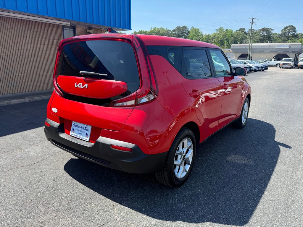 Used 2022 Kia Soul LX w/ Technology Package FWD image 11