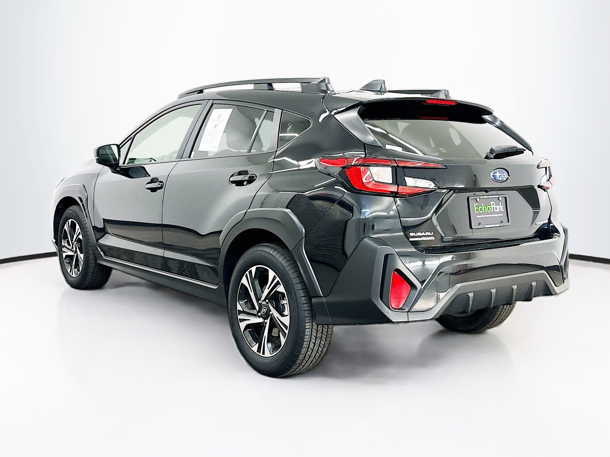 Used 2025 Subaru Crosstrek 2.0i Premium image 5