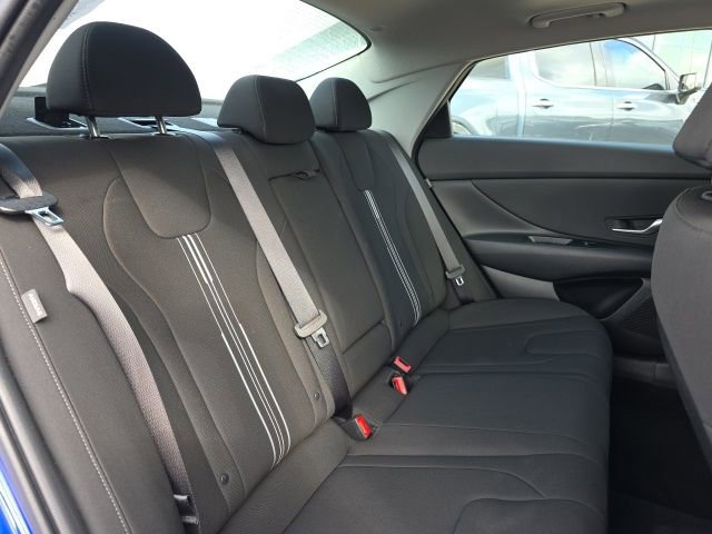 Certified 2024 Hyundai Elantra SEL w/ Convenience Package image 8