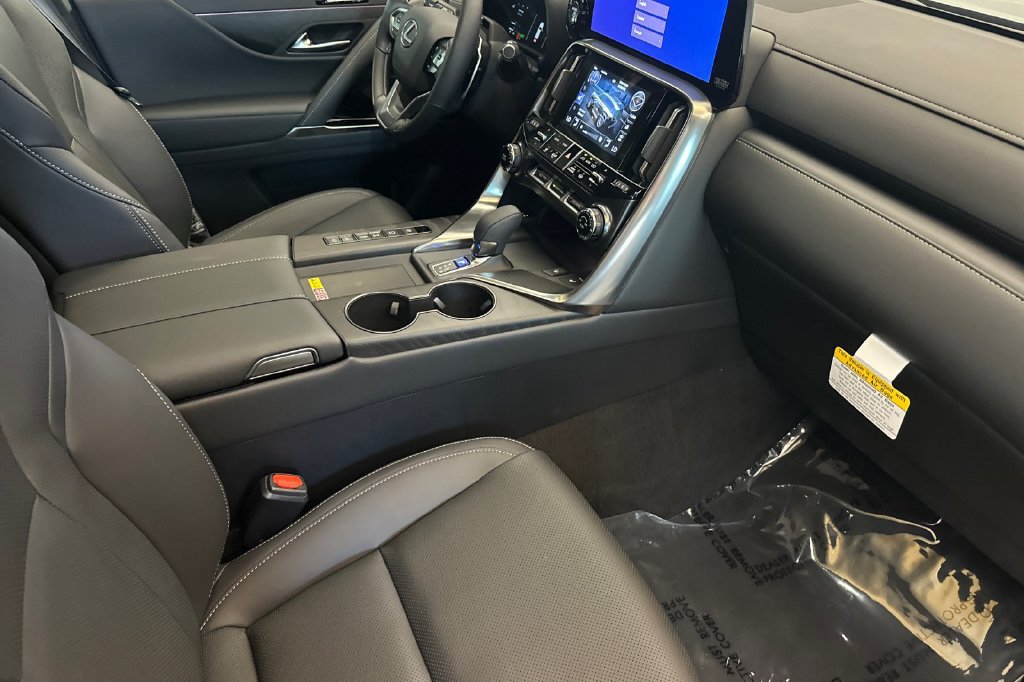 New 2026 Lexus LX 700h Luxury w/ Appearance Package AWD/4WD image 17