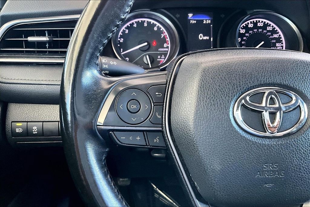 Certified 2022 Toyota Camry SE image 11
