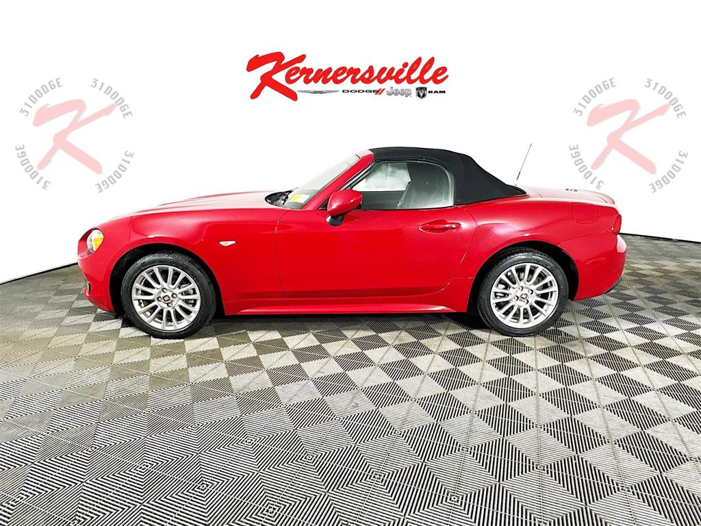 Used 2019 FIAT 124 Spider Classica image 4