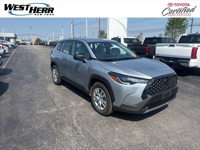 Certified 2022 Toyota Corolla Cross L AWD/4WD image 1