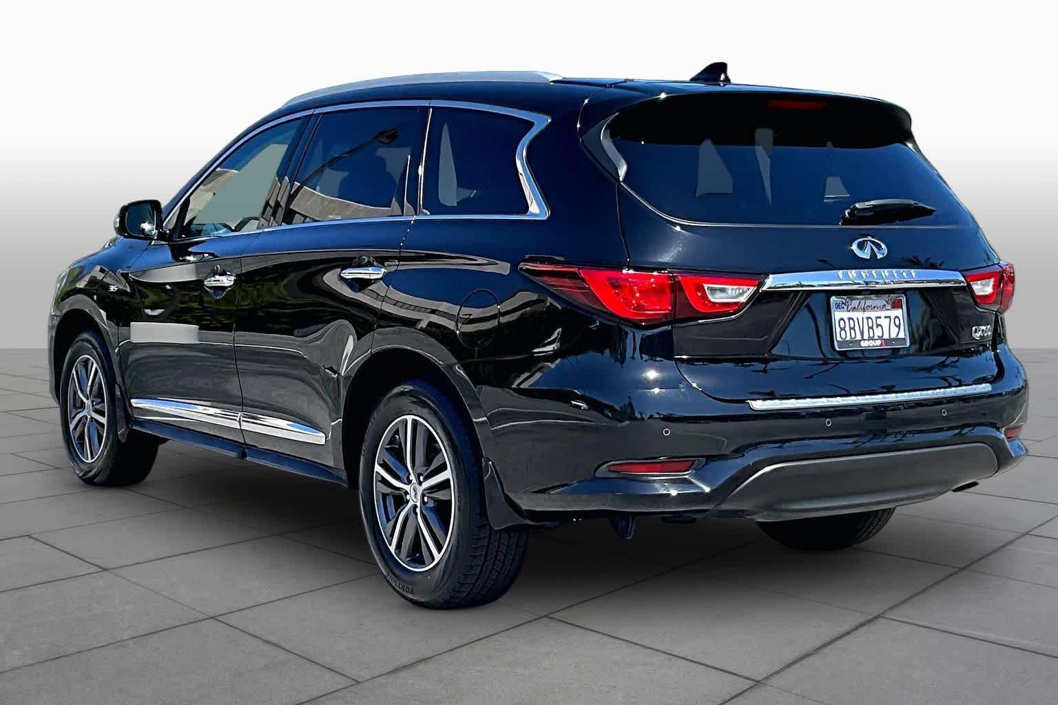 Used 2017 INFINITI QX60 Luxe w/ Premium Plus Package AWD/4WD image 11